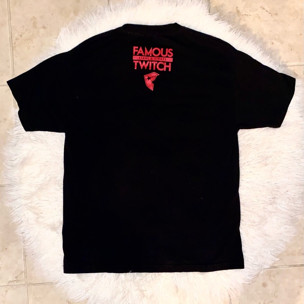 FAMOUS Tshirt - Picture 3 of 3